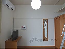 レオパレス洛西 108 1階1Kのリビング/ダイニング