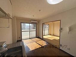 プェネリジェール西五条II 5階2DKのリビング/ダイニング