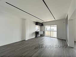 メゾン太秦 4階1LDKのリビング/ダイニング