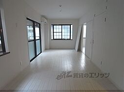 阪急京都本線 西京極駅 徒歩10分の賃貸マンション 3階1LDKのリビング/ダイニング