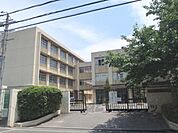 寺戸中学校まで450メートル