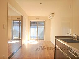 阪急嵐山線 松尾大社駅 徒歩19分の賃貸アパート 1階1DKのリビング/ダイニング