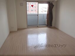 阪急京都本線 大宮駅 徒歩8分の賃貸マンション 8階1Kのリビング/ダイニング