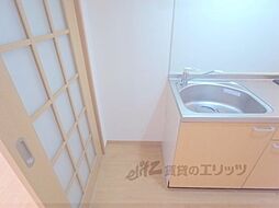 サンクスパレ桂 101 1階1Kのリビング/ダイニング