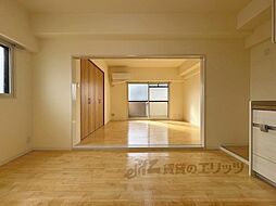 京都市営烏丸線 五条駅 徒歩9分の賃貸マンション 9階1DKのリビング/ダイニング