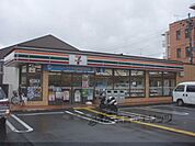 セブンイレブン　伏見勧進橋店まで320メートル