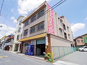 奈良県大和郡山市小泉町（賃貸マンション1LDK・4階・42.00㎡） その1