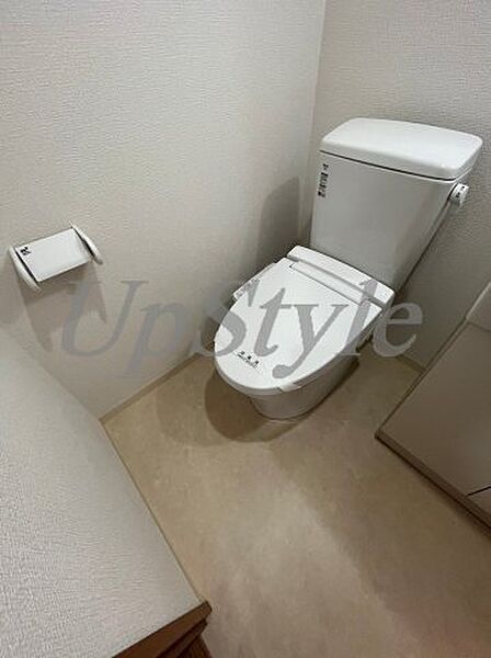 ペアパレス六町2号館