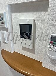 ペアパレス六町2号館