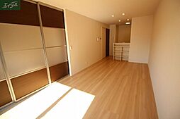 JR津山線 法界院駅 徒歩6分の賃貸アパート 2階1LDKのリビング/ダイニング