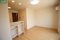 JR山陽本線 岡山駅 徒歩15分の賃貸アパート 2階1LDKのリビング/ダイニング