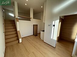 JR吉備線 備前三門駅 徒歩5分の賃貸アパート 2階1LDKのリビング/ダイニング