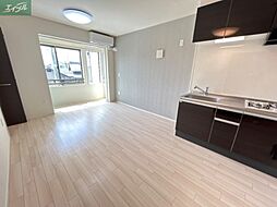 JR津山線 法界院駅 4.3kmの賃貸アパート 2階1LDKのリビング/ダイニング