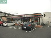 セブンイレブン岡山内山下1丁目店 368m