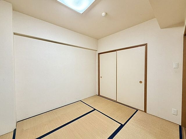 和室 パテラスクエア久米川 1階/-