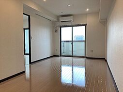 ロイヤルパークス千種 707 7階1LDKのリビング/ダイニング