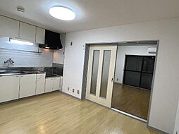 稲山弐番館 302 3階1DKのリビング/ダイニング