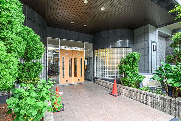 エントランスを拡大表示