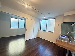 カーサ本木 102 1階1DKのリビング/ダイニング