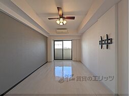 JR東海道・山陽本線 西大路駅 徒歩10分の賃貸マンション 5階1Kのリビング/ダイニング