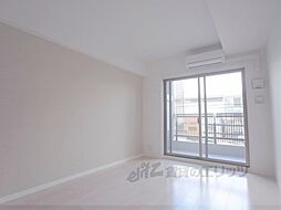 レジデンス京都ゲートシティ 402 4階1Kのリビング/ダイニング