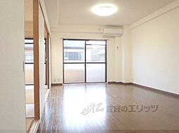 京阪本線 丹波橋駅 徒歩8分の賃貸マンション 3階3LDKのリビング/ダイニング