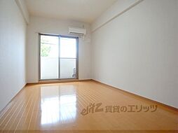 阪急京都本線 西院駅 徒歩15分の賃貸マンション 2階1Kのリビング/ダイニング