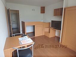 レオパレスラ・リッシュ 205 2階1Kのリビング/ダイニング