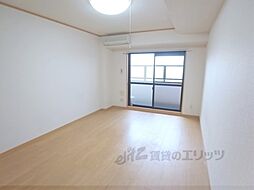 グレース離宮 203 2階1Kのリビング/ダイニング