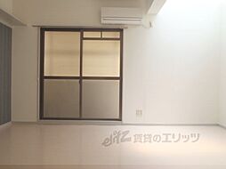 京阪本線 丹波橋駅 徒歩5分の賃貸マンション 1階1Kのリビング/ダイニング