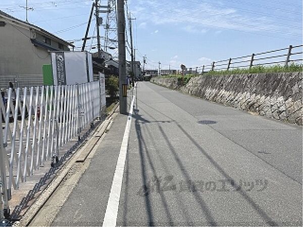 画像17:前面道路