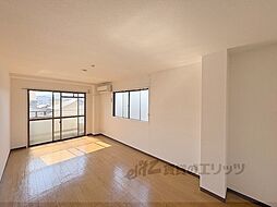 京阪本線 丹波橋駅 徒歩15分の賃貸マンション 3階1Kのリビング/ダイニング