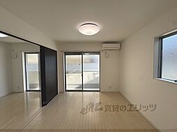 京都地下鉄東西線 東野駅 徒歩18分の賃貸アパート 1階1LDKのリビング/ダイニング