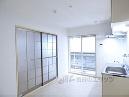 アーバンＭ 1階3DKのリビング/ダイニング