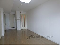 阪急京都本線 東向日駅 徒歩4分の賃貸マンション 4階ワンルームのリビング/ダイニング