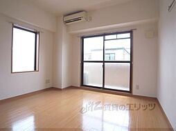 サンシード桃山 307 3階1Kのリビング/ダイニング