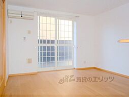 フィオーレ久御山 102 1階2LDKのリビング/ダイニング