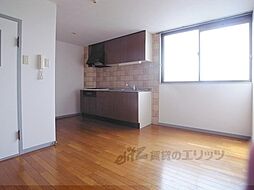 近鉄京都線 桃山御陵前駅 徒歩29分の賃貸マンション 2階2LDKのリビング/ダイニング