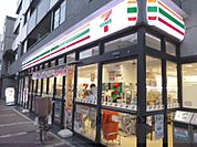 セブンイレブン　京都河原町高辻店まで200メートル