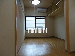 メゾン　ドゥ　マキ 105 1階ワンルームのリビング/ダイニング