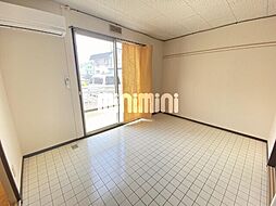 グレイシー箱清水　Ａ棟 102 1階3DKのリビング/ダイニング