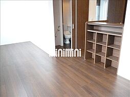 グランディールＴ　D 201 2階1LDKのリビング/ダイニング