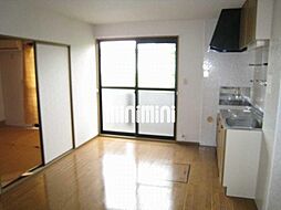 ロイヤル・ウイング　Ｂ棟 101 1階1LDKのリビング/ダイニング