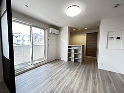 トリシア東口 103 1階1LDKのリビング/ダイニング