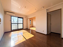 デュオス・シノン　B棟 302 3階3LDKのリビング/ダイニング