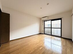 クイーンディオールマンション 1Kの写真