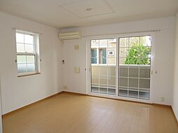 ブルーラグーンI 101 1階1LDKのリビング/ダイニング