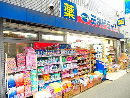 ミネドラッグ桜台駅前店 徒歩3分。 180m