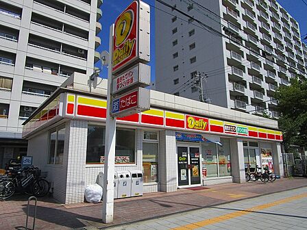 デイリーヤマザキ森之宮2丁目店まで約６００ｍ（徒歩８分）です。