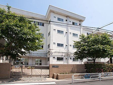 小岩第四中学校小岩第四中学校 760m